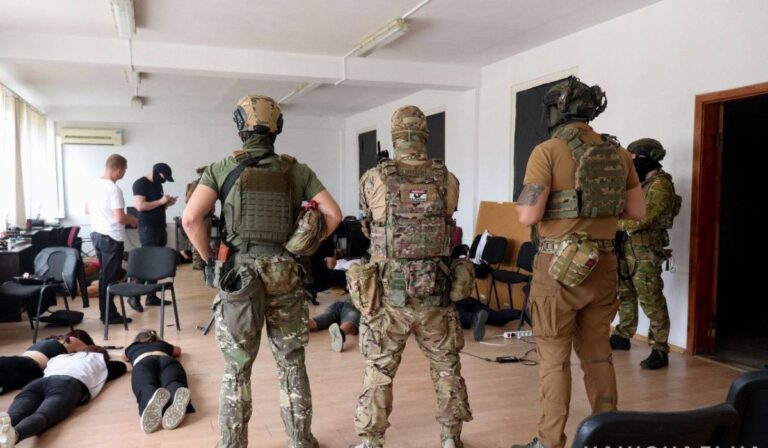 Illegális call centert számoltak fel Kárpátalján
