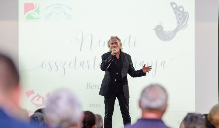 Sándor Sasvári gave a concert in Beregszász