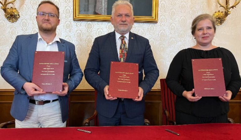 Digitálisan is elérhetővé válik az ELTE tudásbázisa