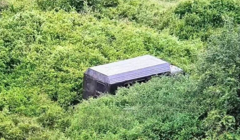 Katonai teherautó hatolt át a zöldhatáron Nagybégány és Mezőkaszony között