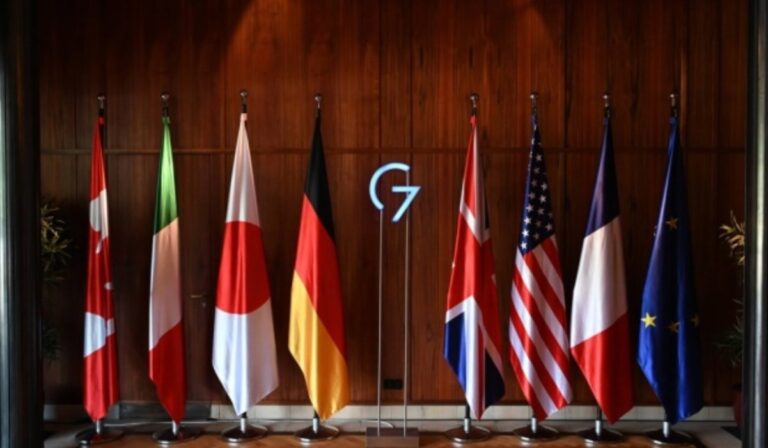 A G7 csoport 50 milliárd dollárral támogatja Ukrajnát