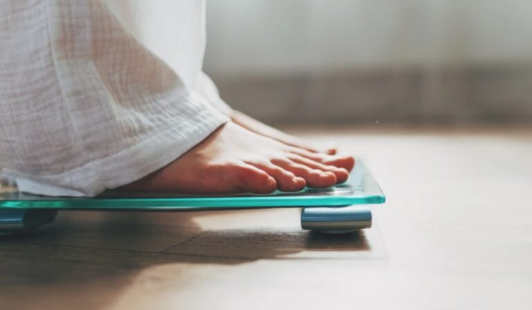 Ezért lehet veszélyes a túl gyors fogyás