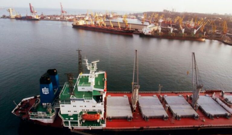 A kikötői infrastruktúrát támadták az oroszok Odesszában