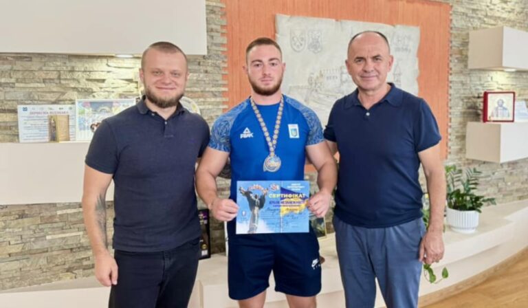 Huszti fiatal nyert erőemelő versenyen Kijevben