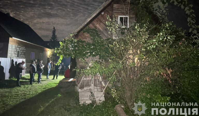 Halálra késelte édesapját egy nő a Técsői járásban