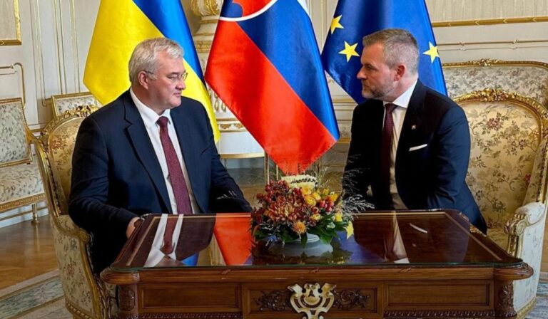 Szlovákiába látogatott az ukrán külügyminiszter