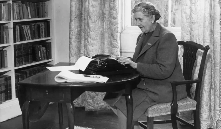 135 éve született Agatha Christie