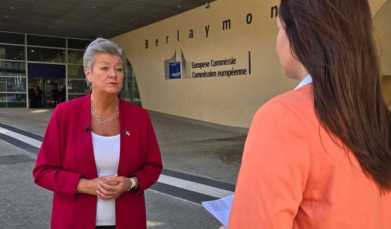 Ylva Johansson: nem fogjuk visszaküldeni a hadköteles férfiakat Ukrajnába
