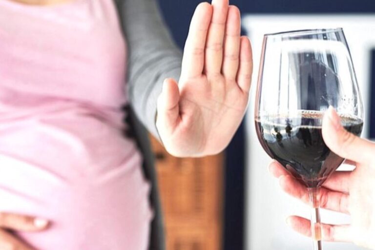 Árt a gyermeknek a terhesség alatti alkoholfogyasztás