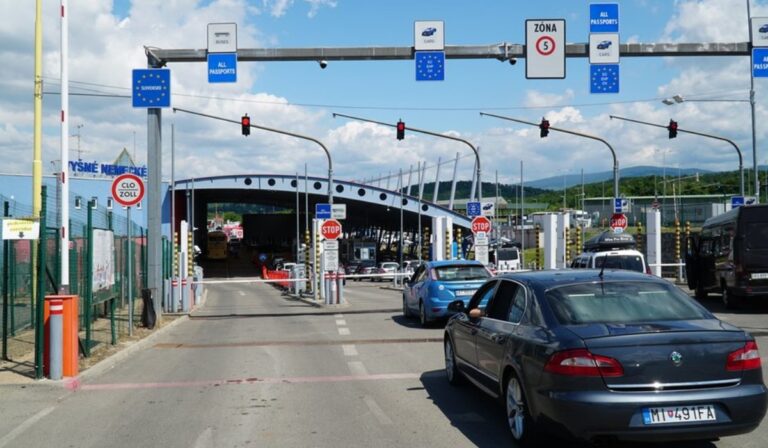 Részlegesen korlátozzák a forgalmat a Felsőnémeti–Ungvár határátkelőhelyen