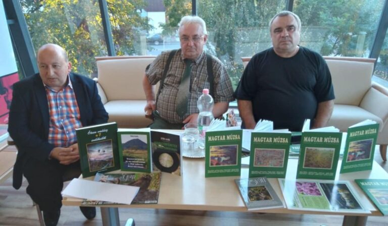 A Magyar Múzsával a nagyvilágban