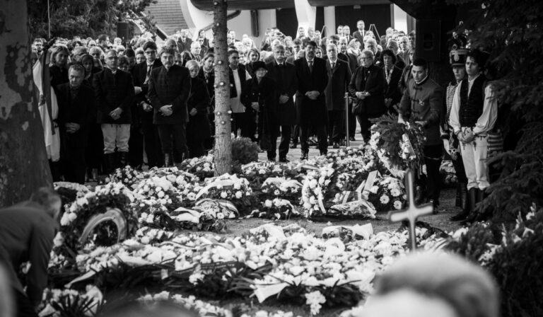 Végső nyugalomra helyezték Potápi Árpád Jánost