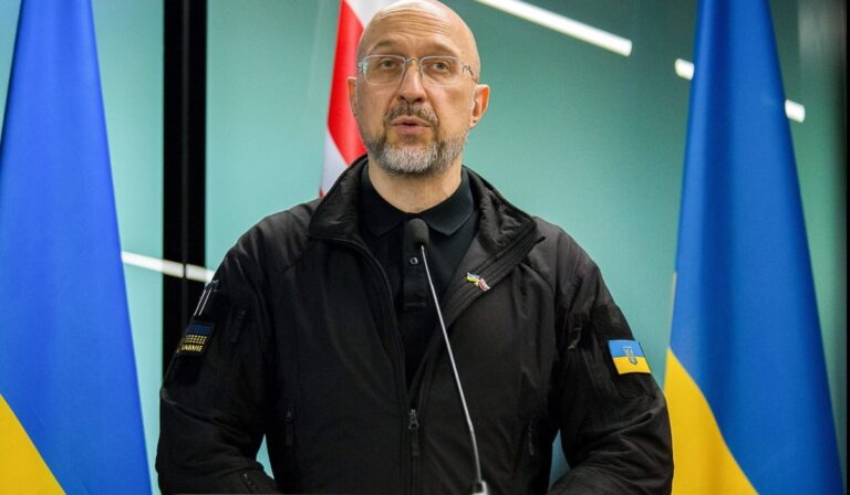 Ezer hrivnyával támogatják a nevelőszülőket Ukrajnában