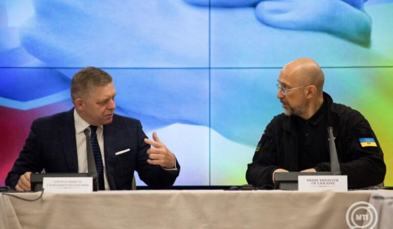 Fico: Pozsony támogatja Ukrajna EU-csatlakozását, de ellenzi NATO-tagságát