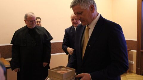 Grezsa István kitüntetés