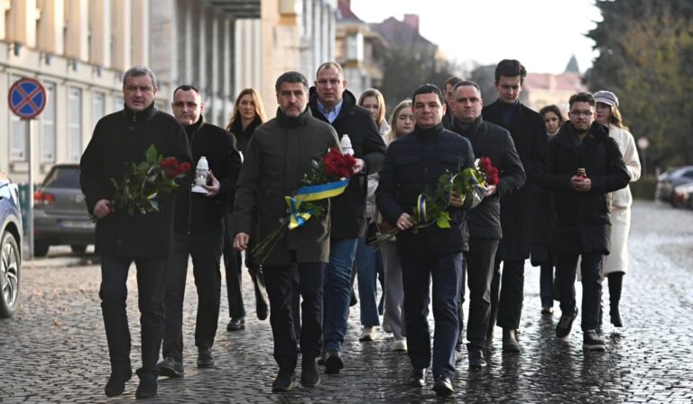 A méltóság és szabadság napját méltatják Ukrajnában