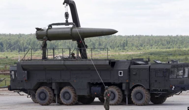 Kijev tagadja, hogy nukleáris fegyver készítését tervezi