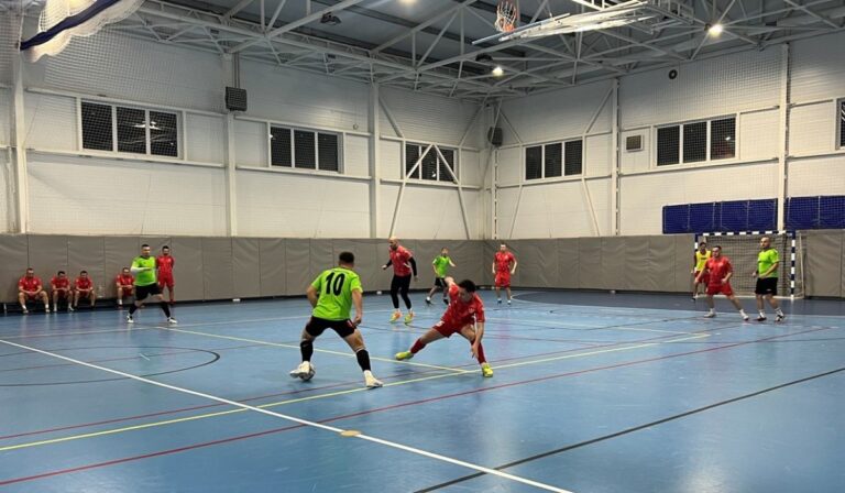 Futsal: három együttes küzd a bajnoki címért