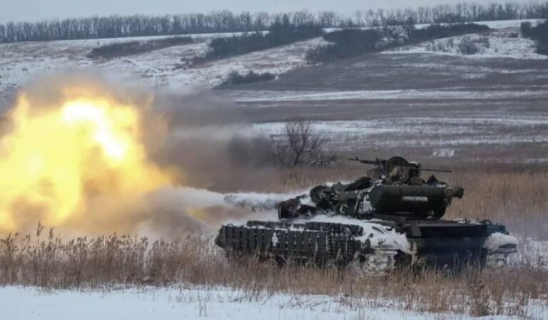 ukrán tank tél