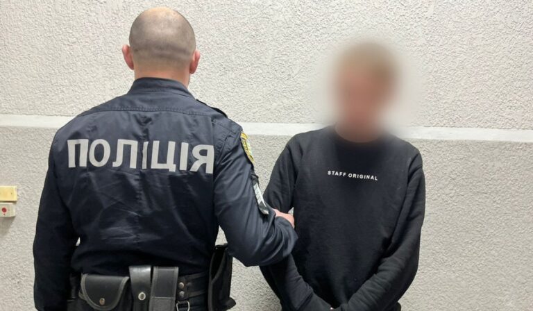 Több mint 150 ezer hrivnyát csaltak ki egy nyugdíjastól Munkácson