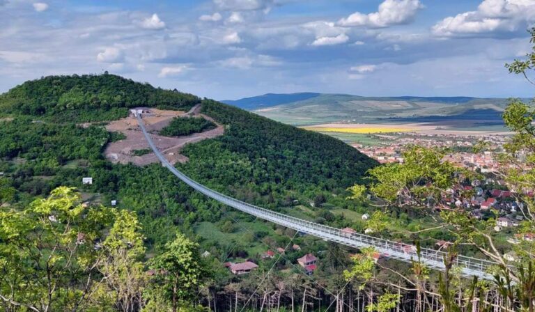 A rekordok könyvébe is bekerült a Nemzeti összetartozás hídja