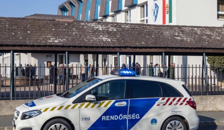 Ismét bombariadó van több magyar iskolában