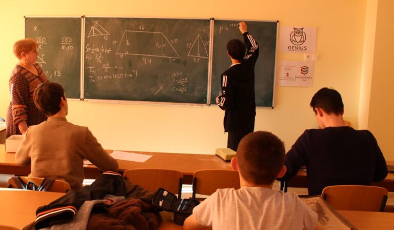 Lezárultak a matematika tehetséggondozó- és versenyfelkészítő hétvégék