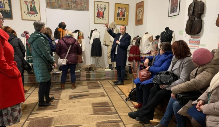 Textilművészet és ami mögötte van – workshop az Ungvári várban