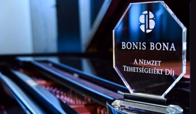 Elindult a jelölés a Bonis Bona – A nemzet tehetségeiért díjra
