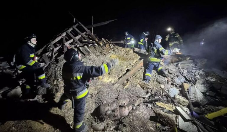 Civilek haltak meg a Zaporizzsját ért orosz támadásban