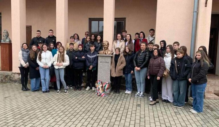Rákóczi nyomában a KML kisgejőci és nagydobronyi diákjai