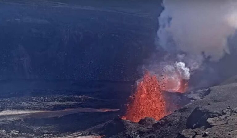 Újra kitört a világ egyik legaktívabb vulkánja