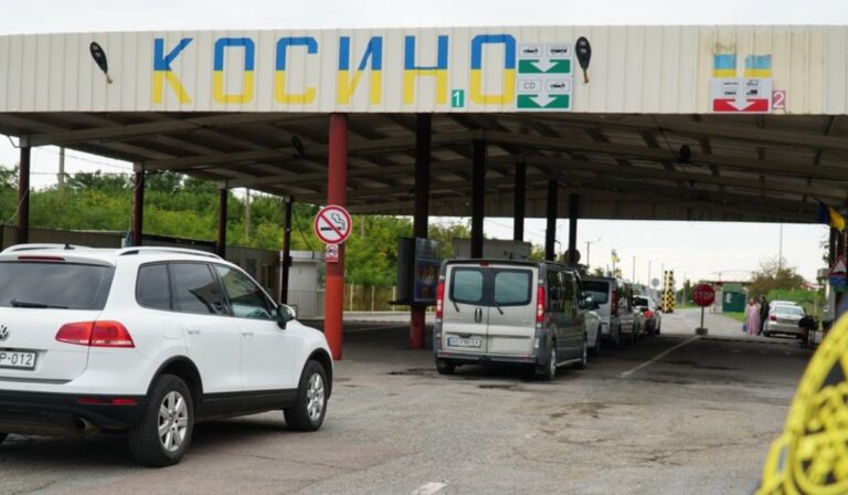 Több mint 4500-an érkeztek Ukrajnából vasárnap Magyarországra