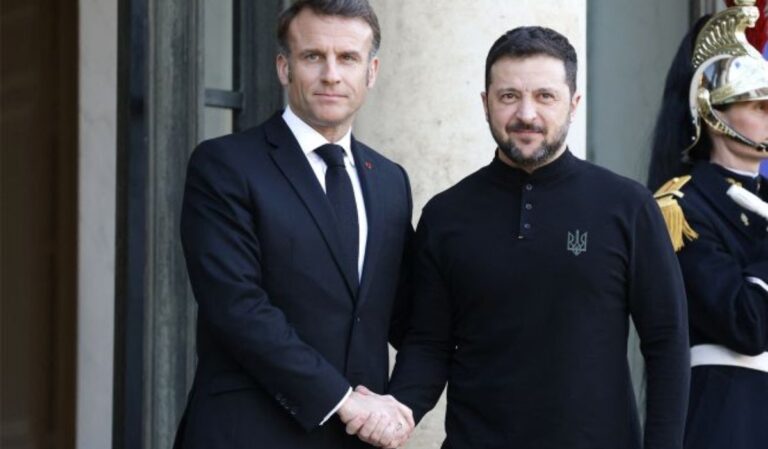 Franciaország újabb 2 milliárd euró katonai segélyt nyújt Ukrajnának