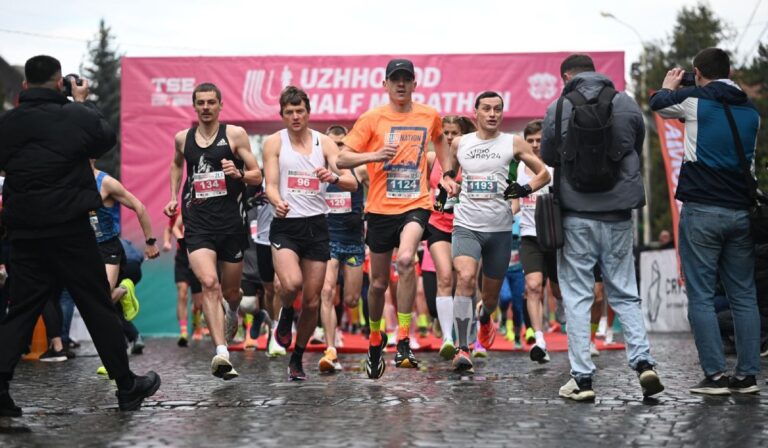 Jótékonysági félmaraton Ungváron