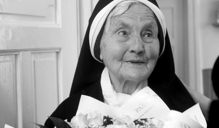 105 éves korában elhunyt Olga Ladzsun apáca