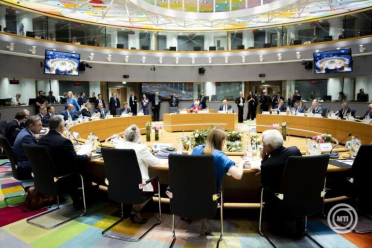 Megkezdődött az Európai Tanács Ukrajnával, Közel-Kelettel és migrációval foglalkozó ülése