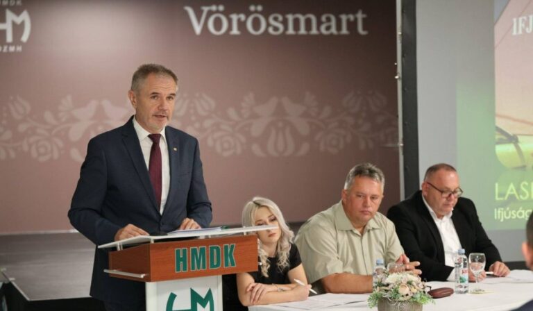 Jankovics Róbert maradt a Horvátországi Magyarok Demokratikus Közösségének élén