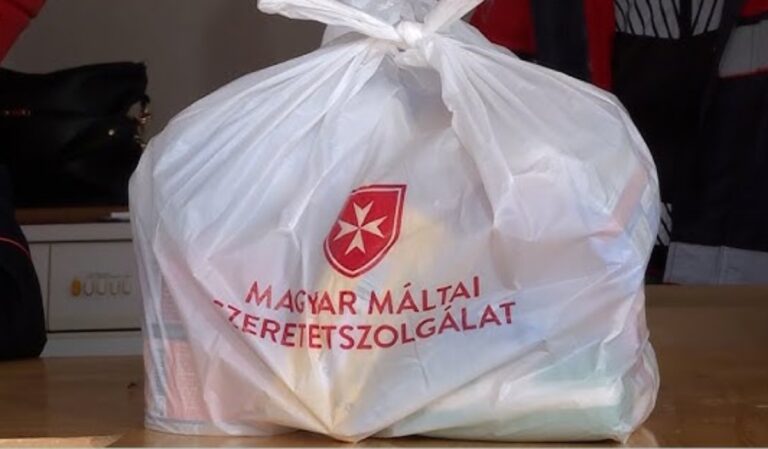 Ismét élelmiszert oszt a máltai szeretetszolgálat Beregszászban