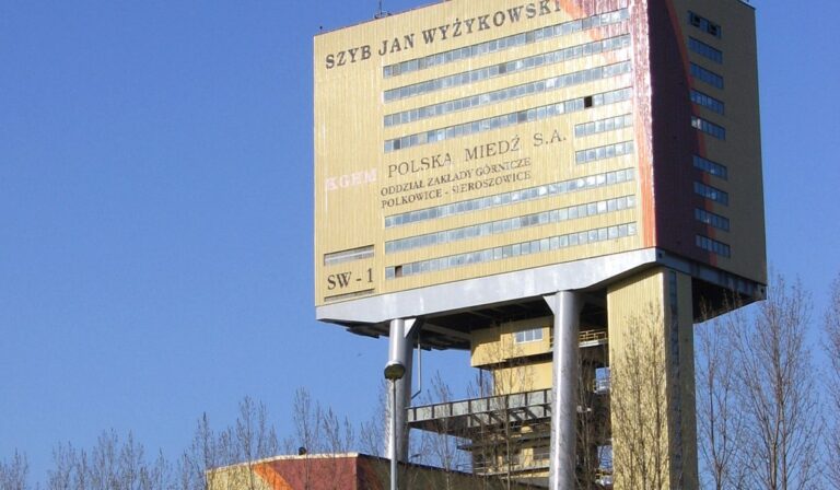 Sziklaomlás történt egy lengyelországi rézbányában