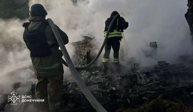 Halálos áldozatai vannak az esti támadásoknak Donyeck megyében