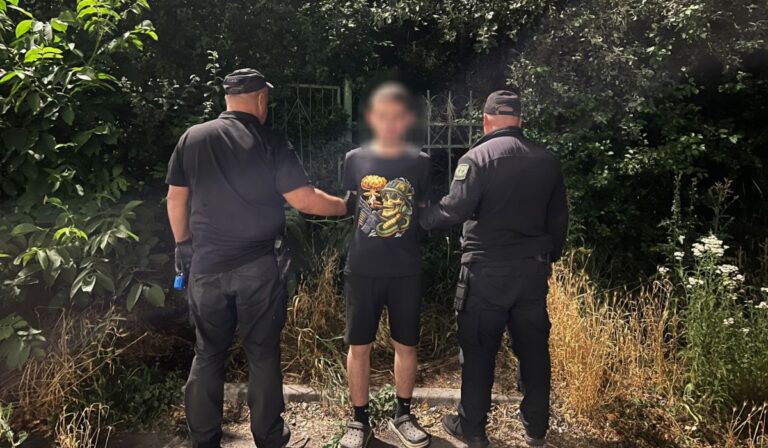 Illegálisan próbálta átlépni a határt egy 19 éves fiatal