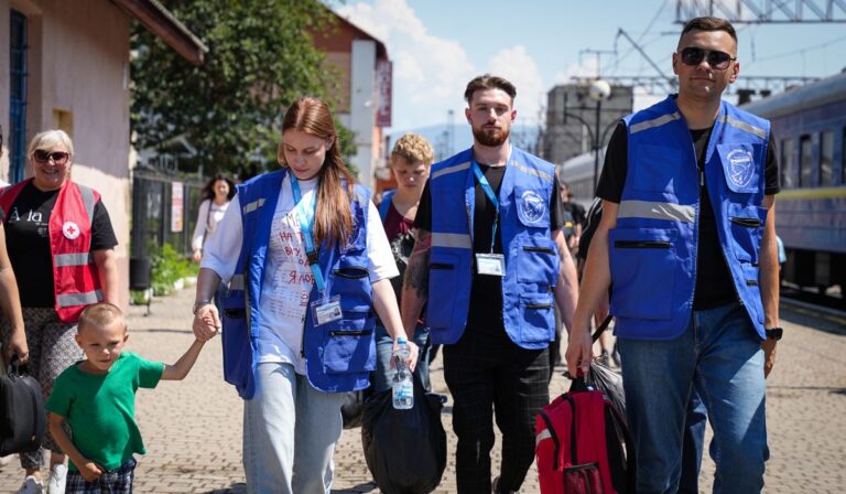 На Закарпаття прибув черговий евакуаційний потяг із Донеччини