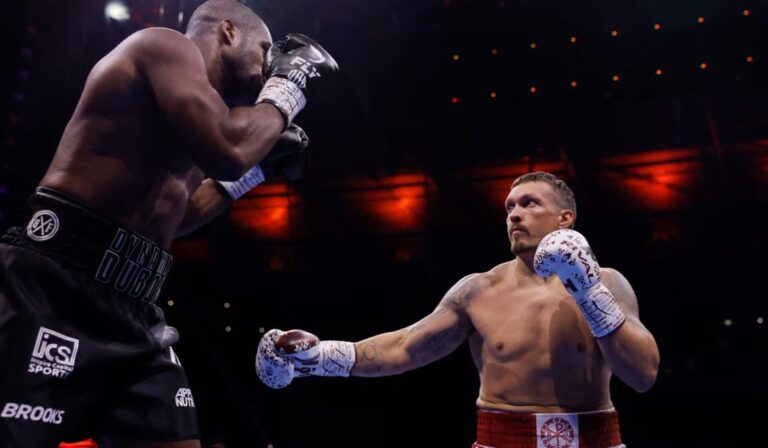 Történelmet írt az ukrán bokszoló: Uszik kiütötte Duboist