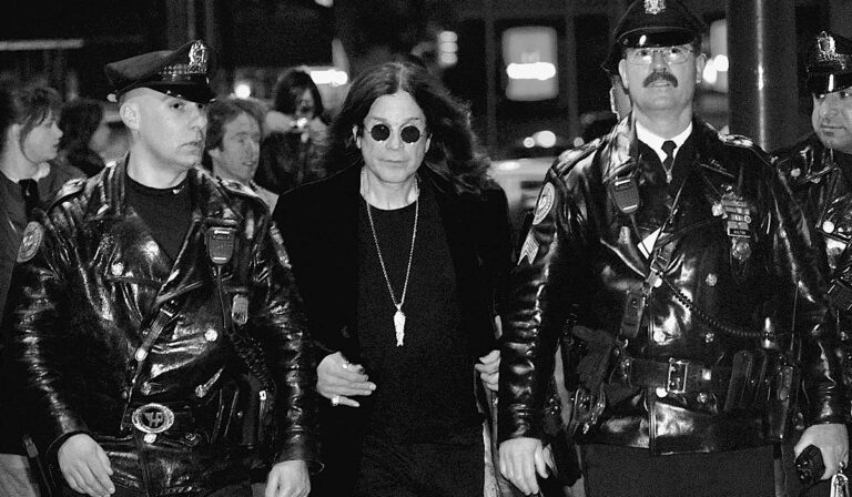 Elhunyt Ozzy Osbourne