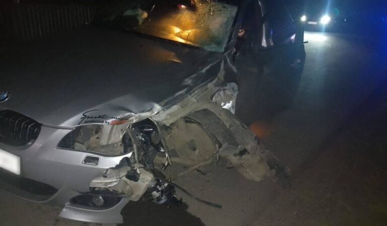 Autó és motor ütközött Alsószinevéren, egy fiatal meghalt