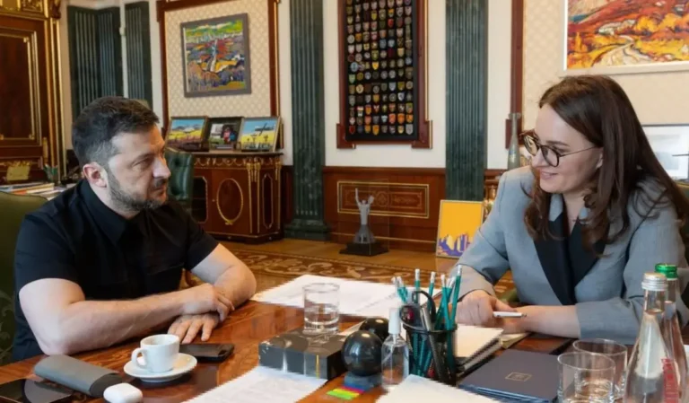 Az ukrán elnök Julija Szviridenkót javasolja a kormány élére
