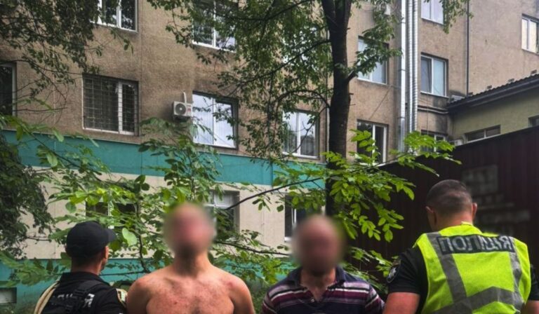 Ittasan támadtak egy rendőrre és egy katonára Huszton
