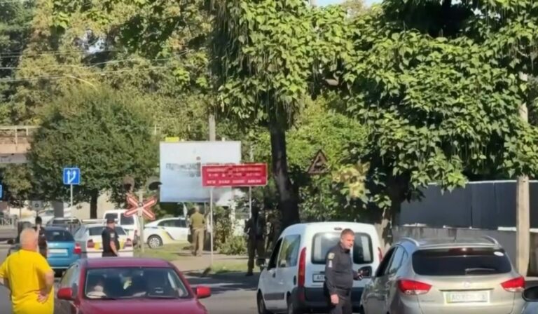 Nagyszabású ellenőrzés Ungvár előtt