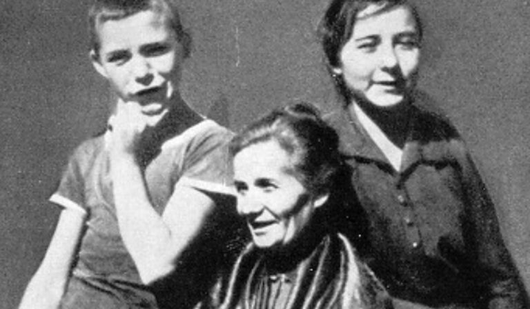 József Attila: Mama